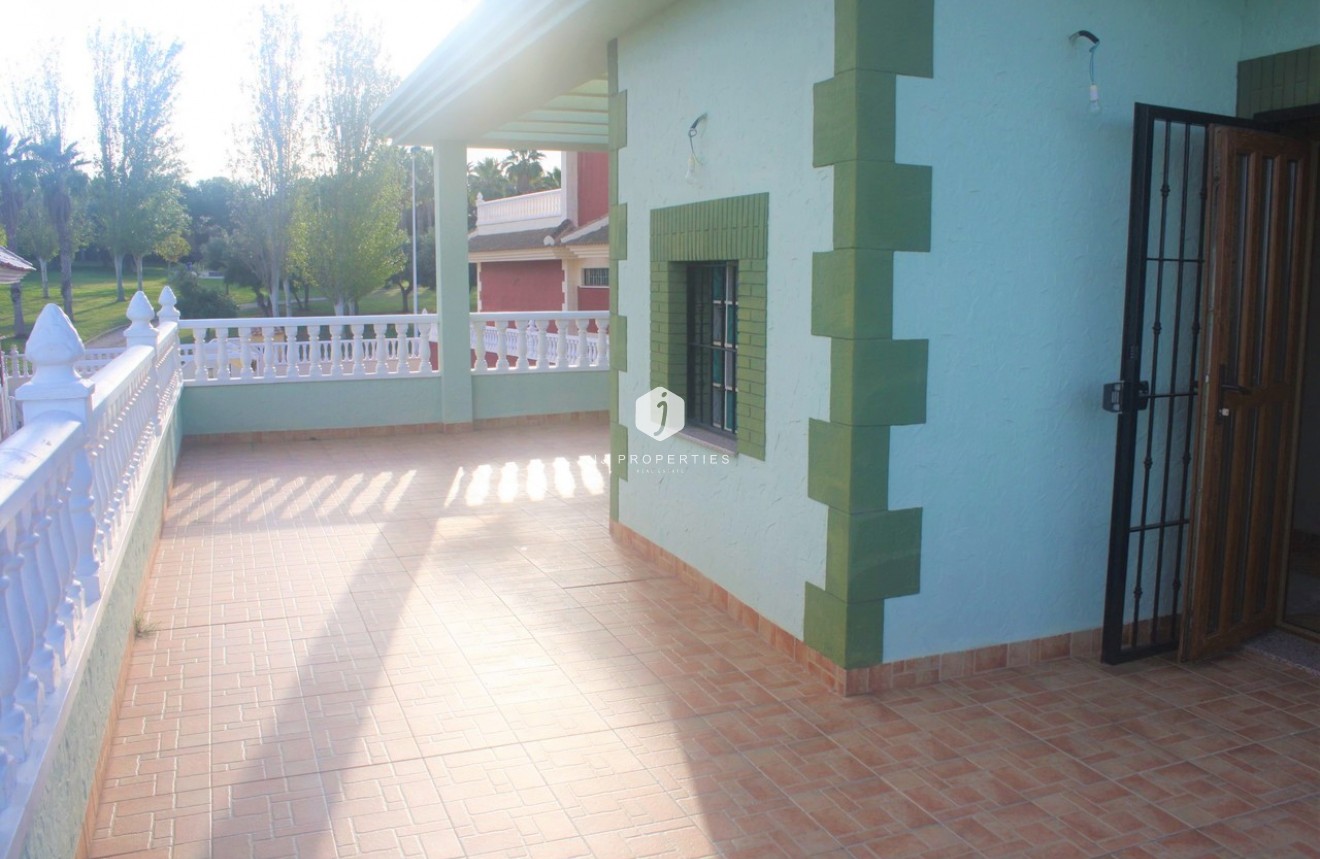 Resale - Villa -
Los Altos - Costa Blanca