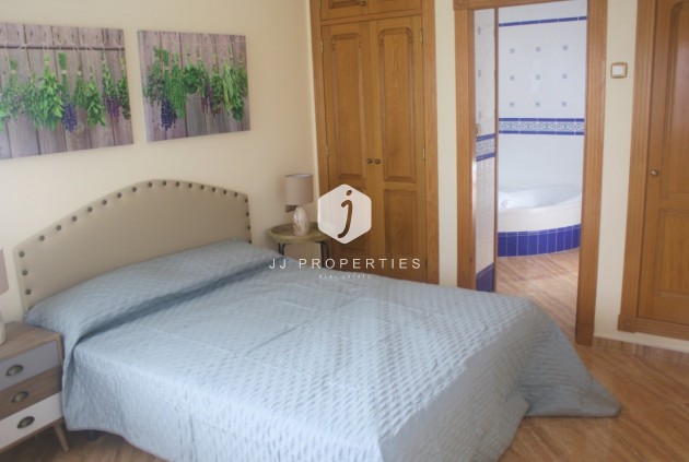 Resale - Villa -
Los Altos - Costa Blanca