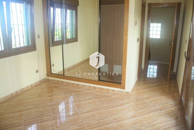 Resale - Villa -
Los Altos - Costa Blanca