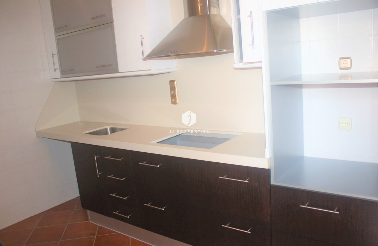 Resale - Chalet -
Los Altos - Costa Blanca