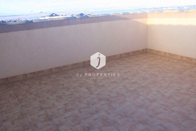 Resale - Chalet -
Los Altos - Costa Blanca