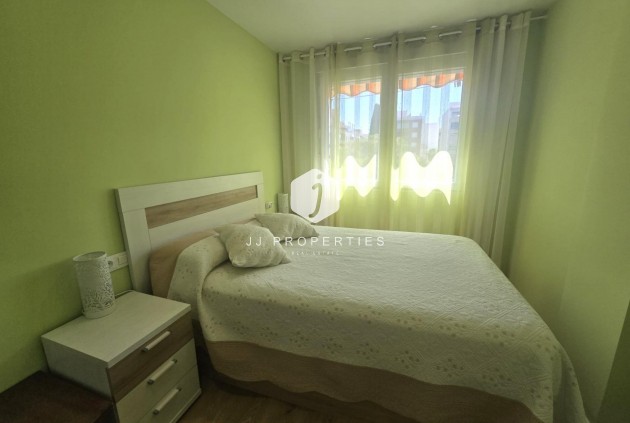 Resale - Apartment / flat -
Torrevieja - Playa del Cura