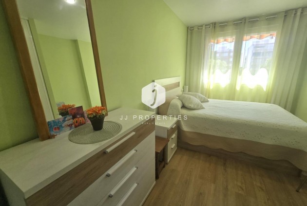 Resale - Apartment / flat -
Torrevieja - Playa del Cura