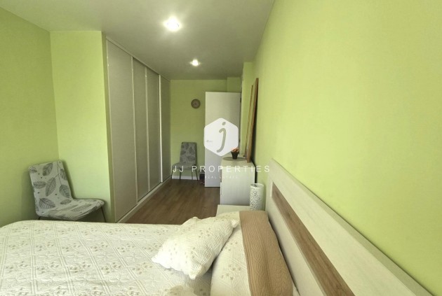 Resale - Apartment / flat -
Torrevieja - Playa del Cura