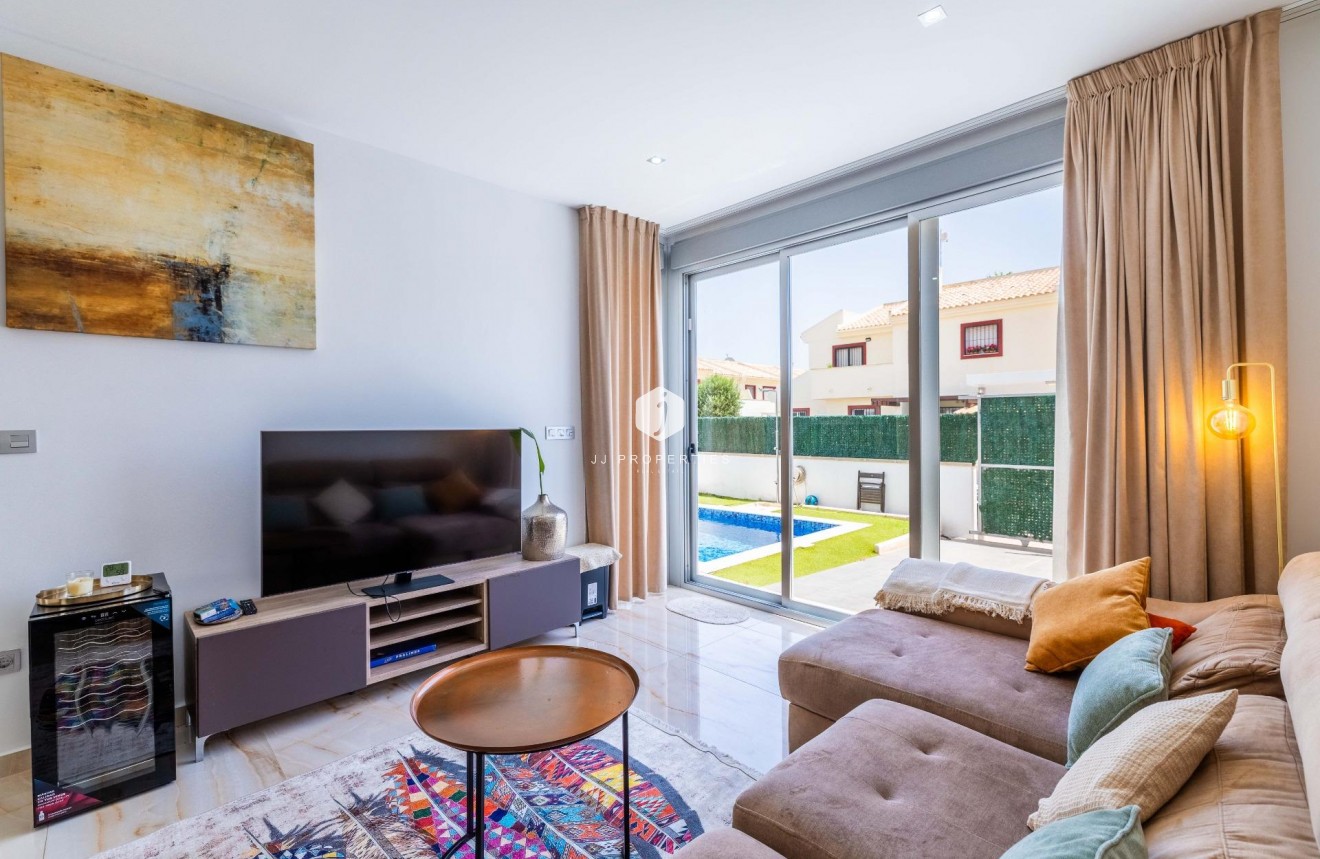 Resale - Villa -
Rojales - Doña Pepa