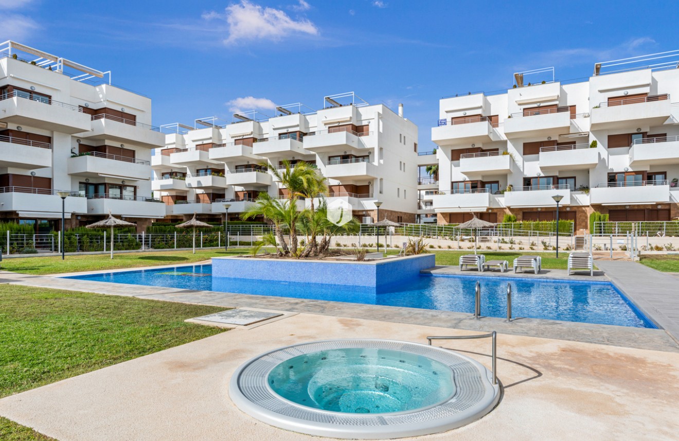 Resale - Apartment / flat -
Cabo Roig - Costa Blanca