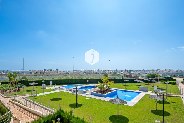 Resale - Apartment / flat -
Cabo Roig - Costa Blanca