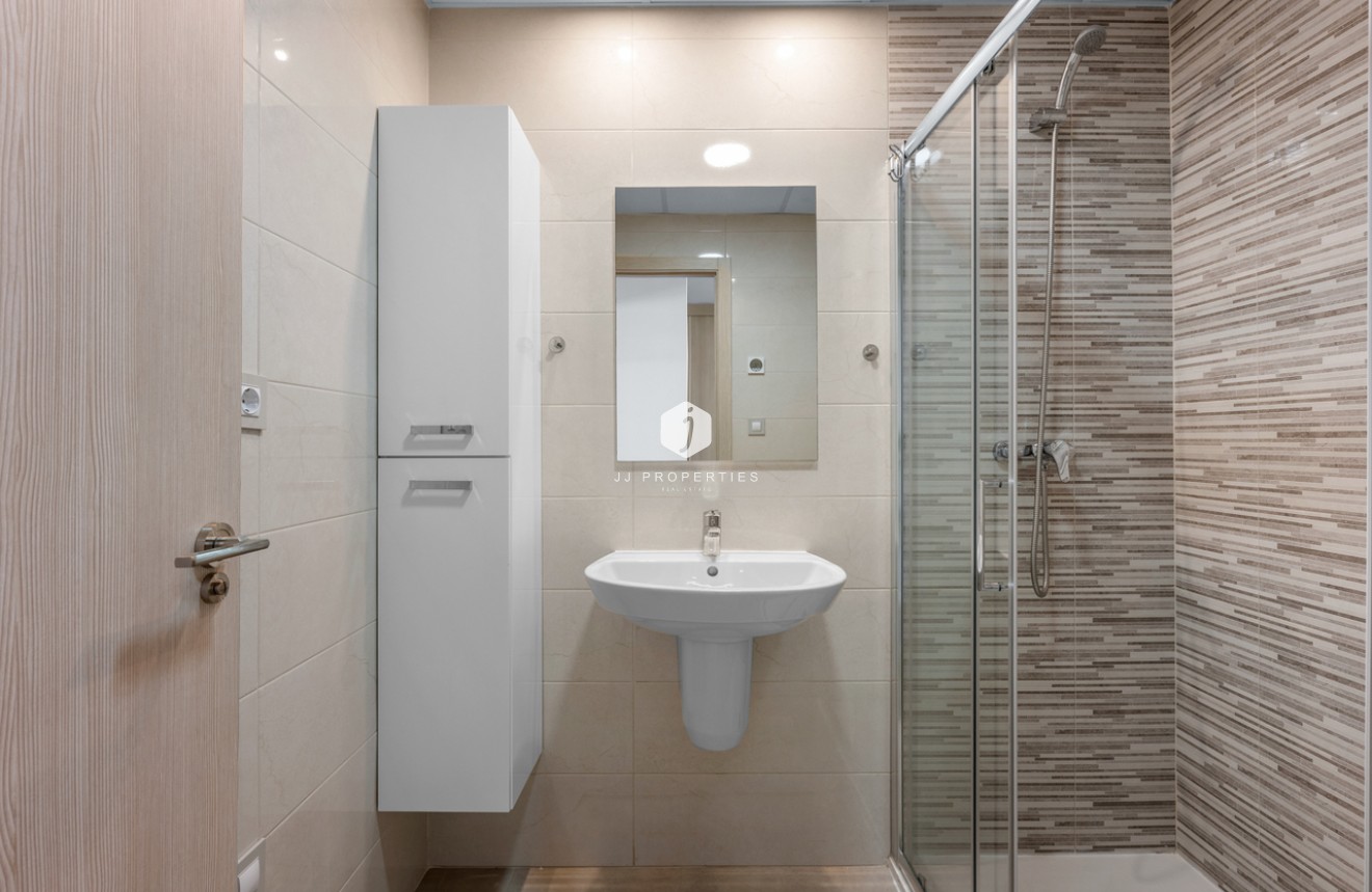 Resale - Apartment / flat -
Cabo Roig - Costa Blanca