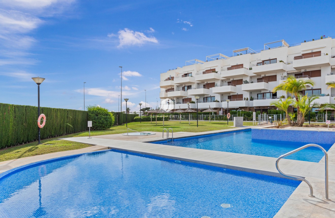 Resale - Apartment / flat -
Cabo Roig - Costa Blanca