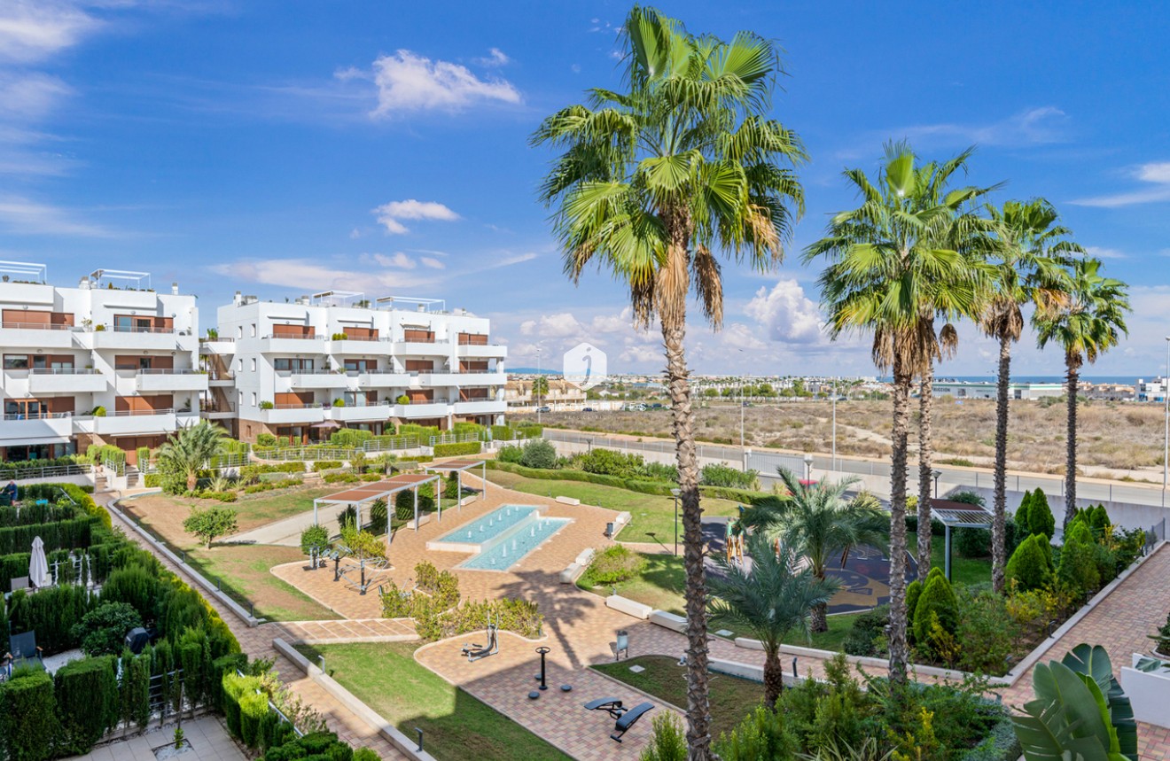 Resale - Apartment / flat -
Cabo Roig - Costa Blanca