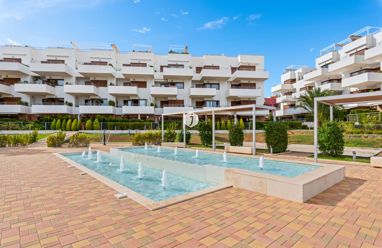 Resale - Apartment / flat -
Cabo Roig - Costa Blanca