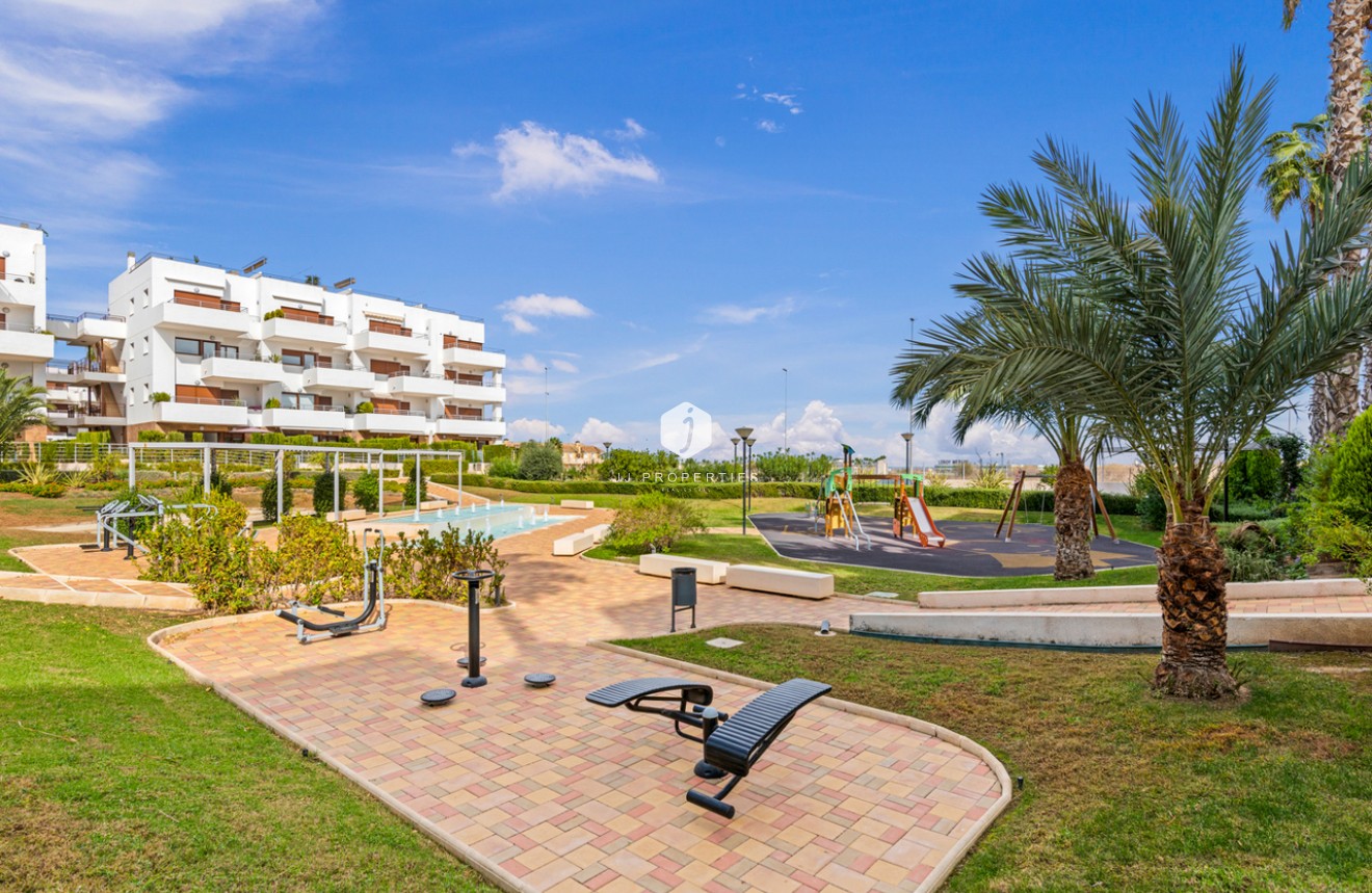 Resale - Apartment / flat -
Cabo Roig - Costa Blanca