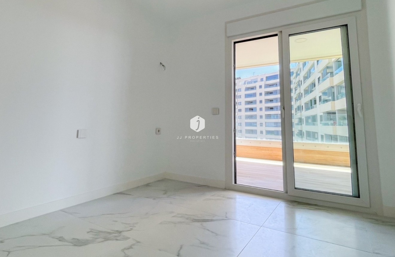 Resale - Apartment / flat -
Orihuela Costa - Costa Blanca