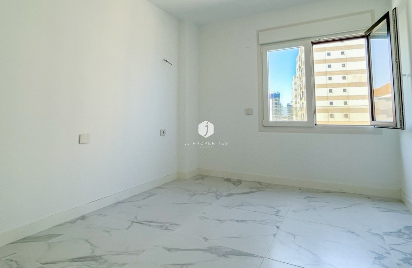 Resale - Apartment / flat -
Orihuela Costa - Costa Blanca
