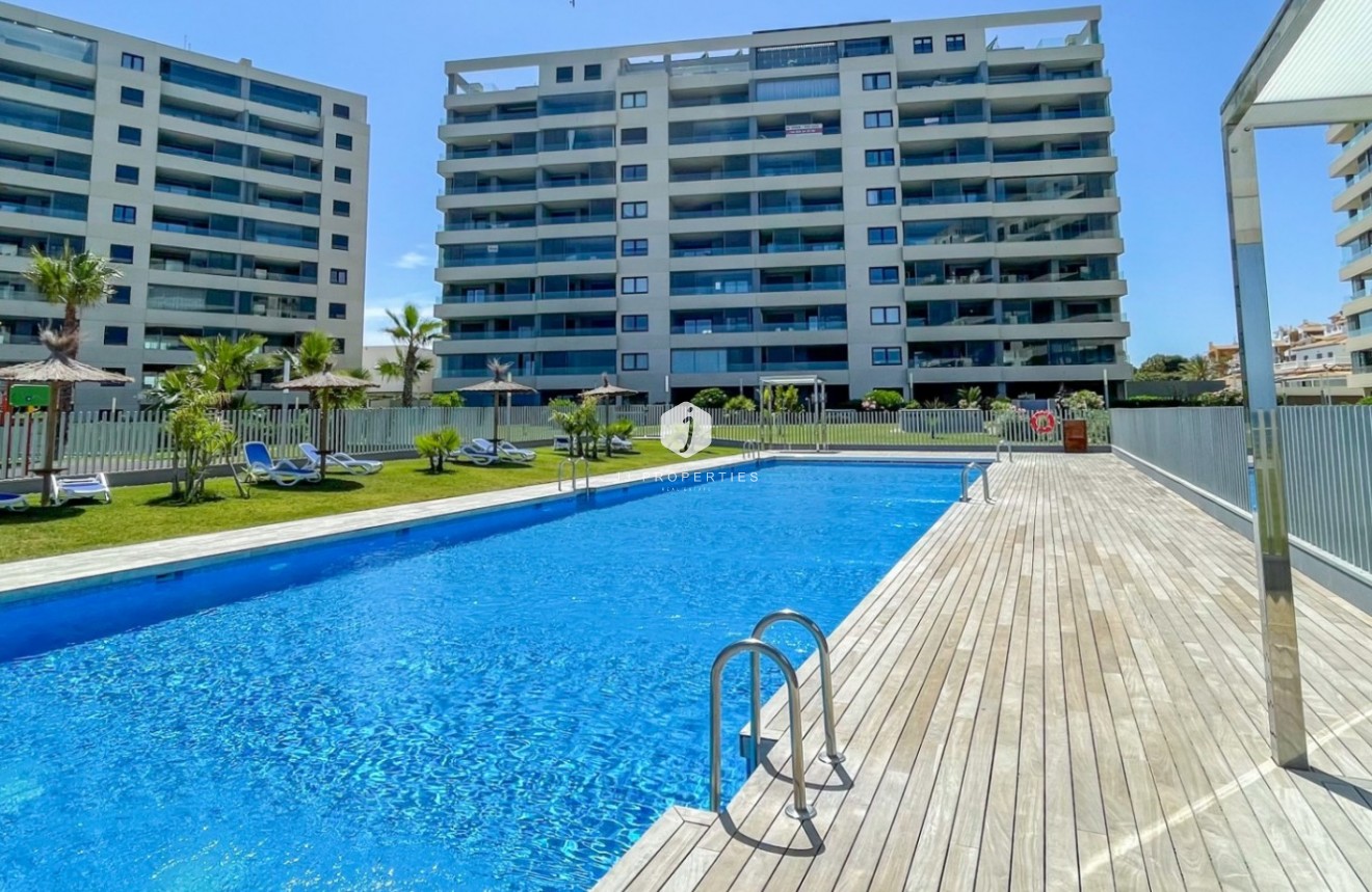 Resale - Apartment / flat -
Orihuela Costa - Costa Blanca