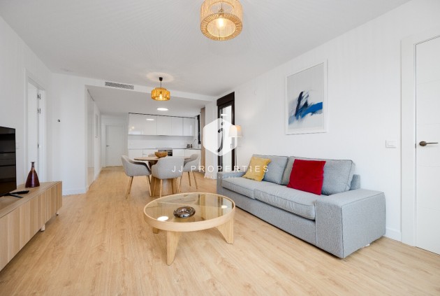 Aus zweiter Hand - Penthouse -
Orihuela Costa - Villamartín