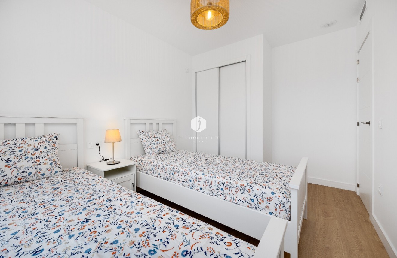 Aus zweiter Hand - Penthouse -
Orihuela Costa - Villamartín