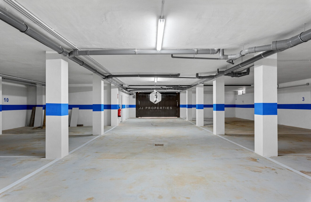 Aus zweiter Hand - Penthouse -
Orihuela Costa - Villamartín
