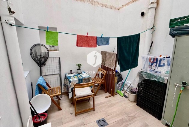 Segunda mano - Apartamento / piso -
Torrevieja - Estacion de autobuses