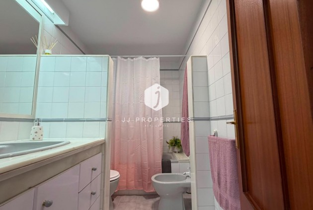 Resale - Apartment / flat -
Torrevieja - Torreblanca