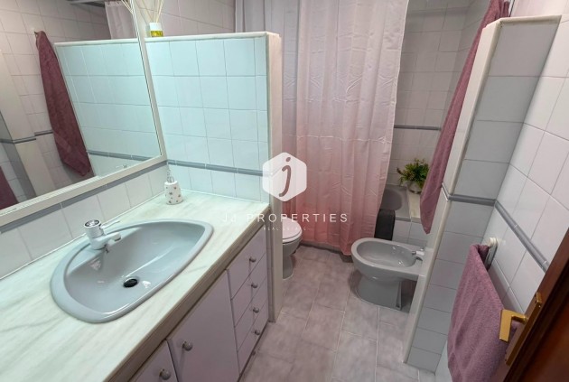 Resale - Apartment / flat -
Torrevieja - Torreblanca