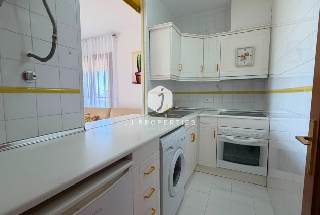 Resale - Apartment / flat -
Torrevieja - Torreblanca
