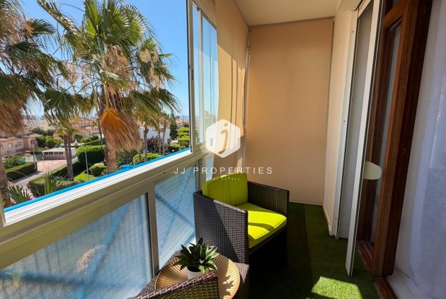 Resale - Apartment / flat -
Torrevieja - Torreblanca