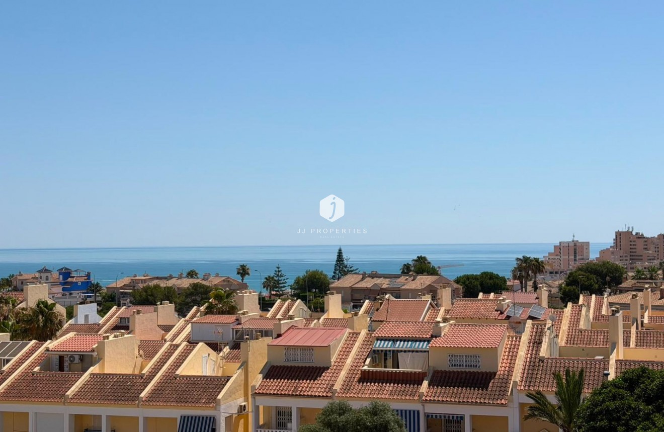 Resale - Apartment / flat -
Torrevieja - Torreblanca