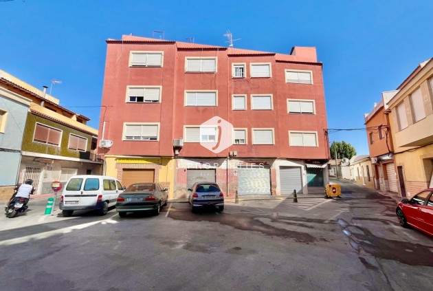 Segunda mano - Apartamento / piso -
Rojales