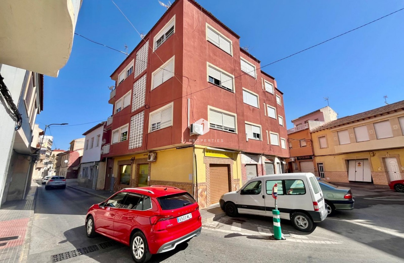 Segunda mano - Apartamento / piso -
Rojales