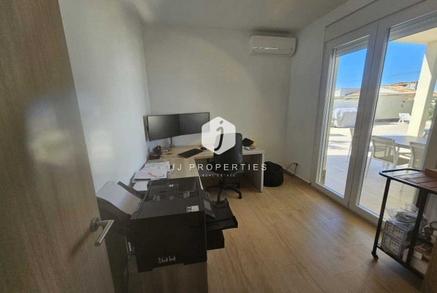 Segunda mano - Villa -
Torrevieja - Costa Blanca