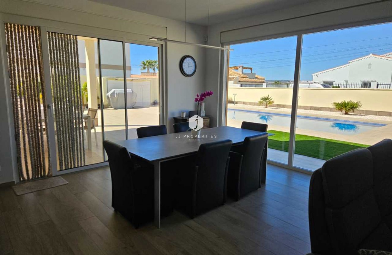 Segunda mano - Villa -
Torrevieja - Costa Blanca