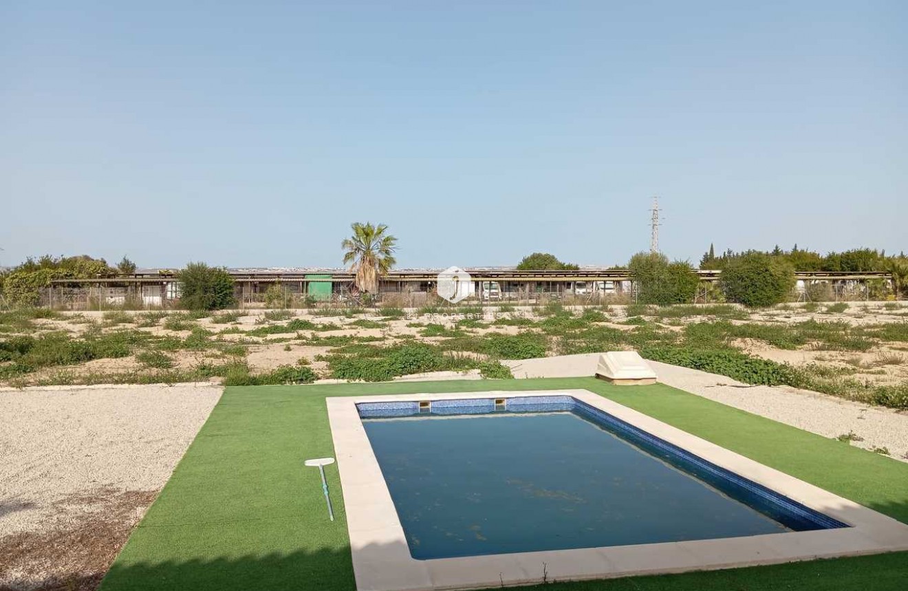 Segunda mano - Villa -
San Miguel de Salinas - Inland