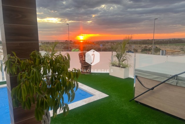 Z drugiej ręki - Villa -
Los Montesinos - Costa Blanca