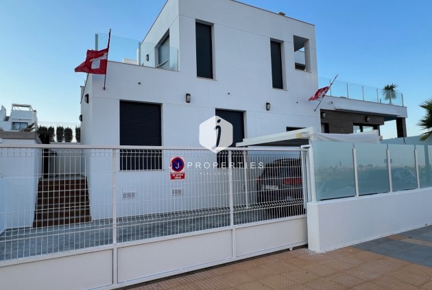 Z drugiej ręki - Villa -
Los Montesinos - Costa Blanca