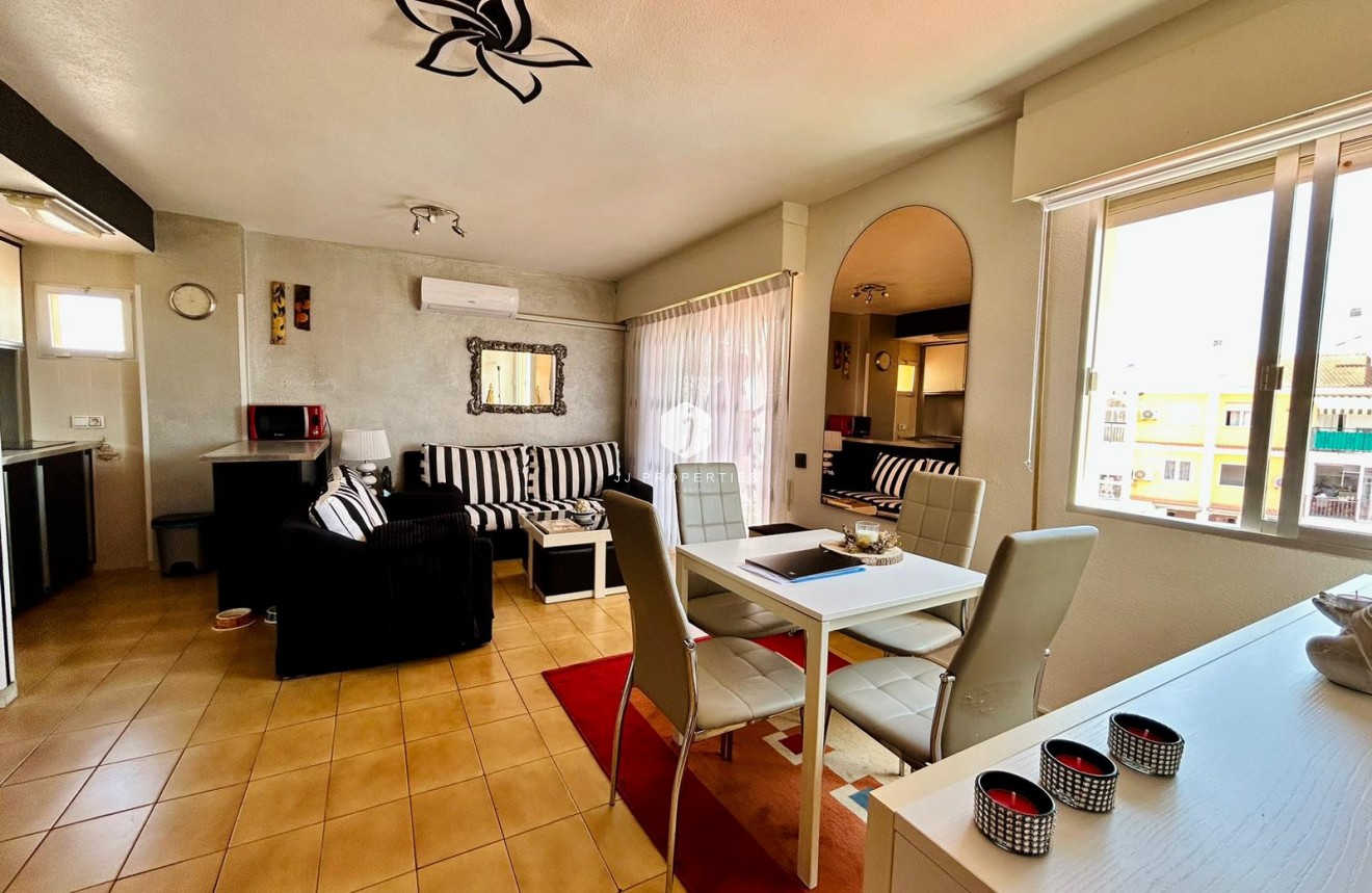 Aus zweiter Hand - Wohnung -
Torrevieja - Costa Blanca