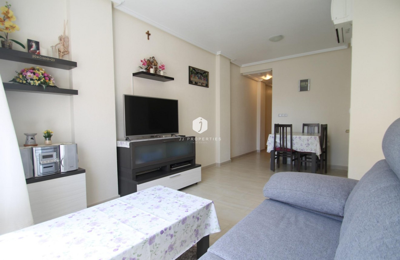 Resale - Apartment / flat -
Torrevieja - El molino