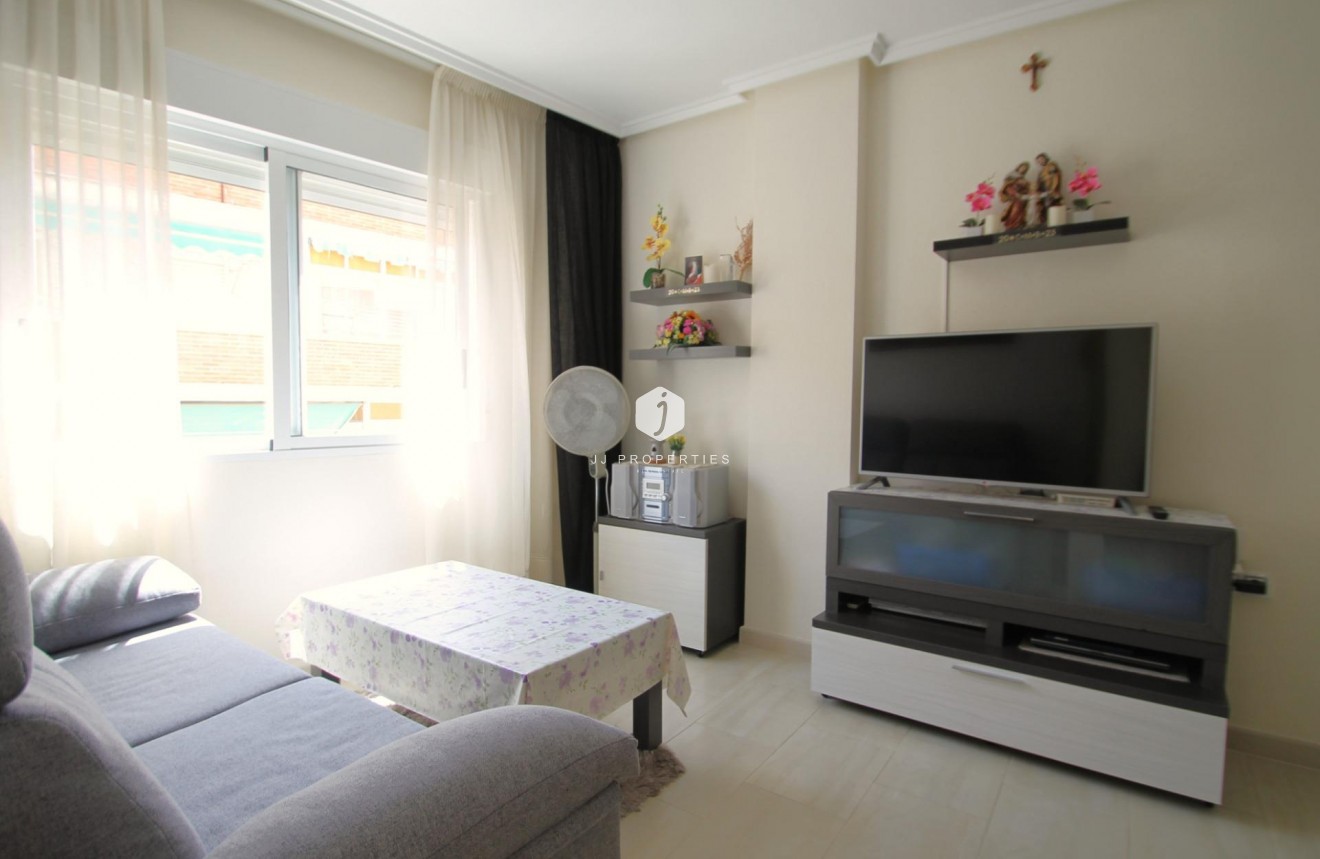 Resale - Apartment / flat -
Torrevieja - El molino