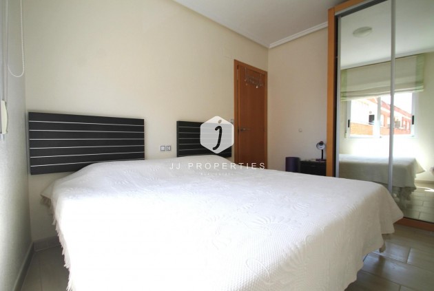 Resale - Apartment / flat -
Torrevieja - El molino