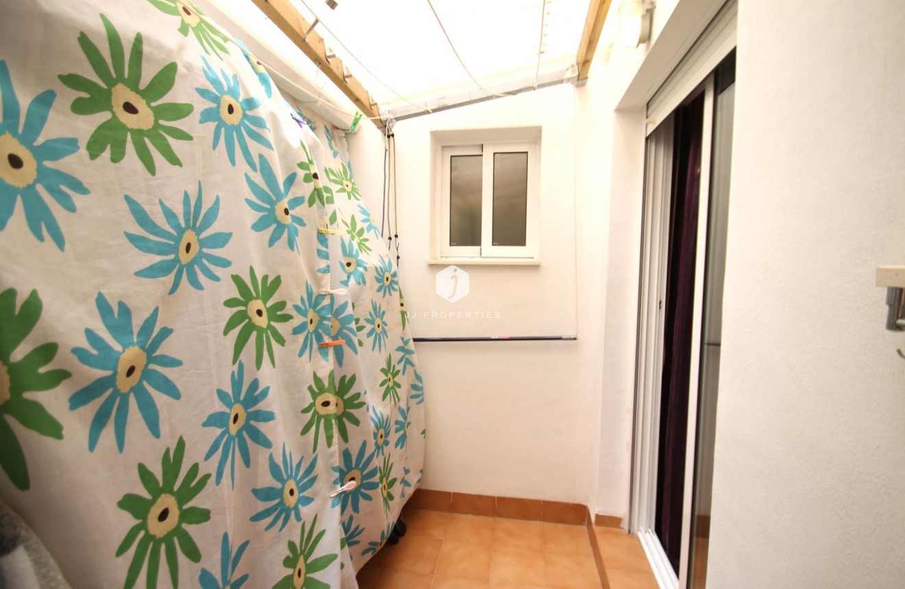 Resale - Apartment / flat -
Torrevieja - El molino