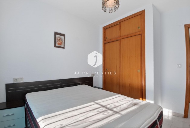 Long Term Rental - Duplex -
Torrevieja - Lago jardin