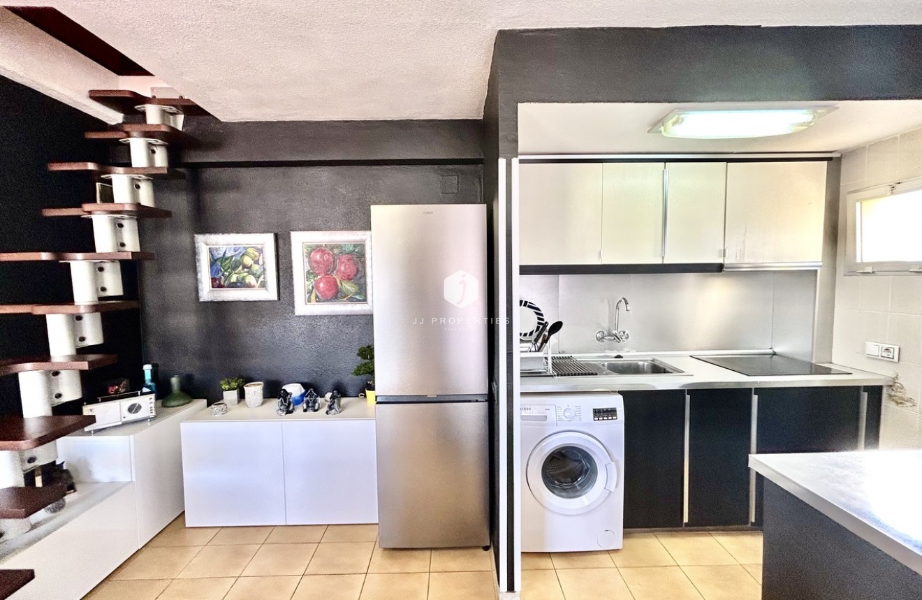 Z drugiej ręki - Mieszkanie w bloku -
Torrevieja - Costa Blanca