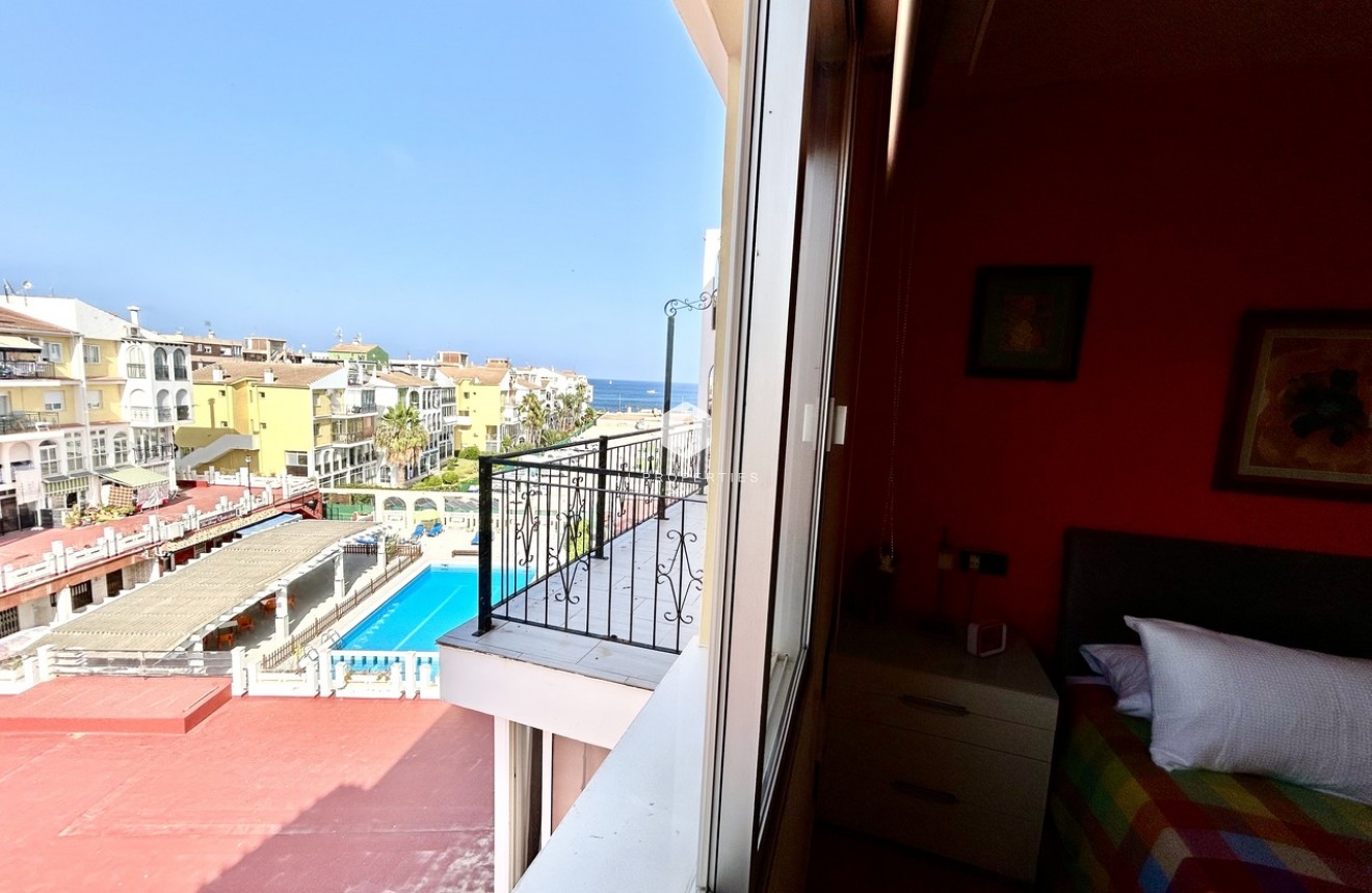 Z drugiej ręki - Mieszkanie w bloku -
Torrevieja - Costa Blanca