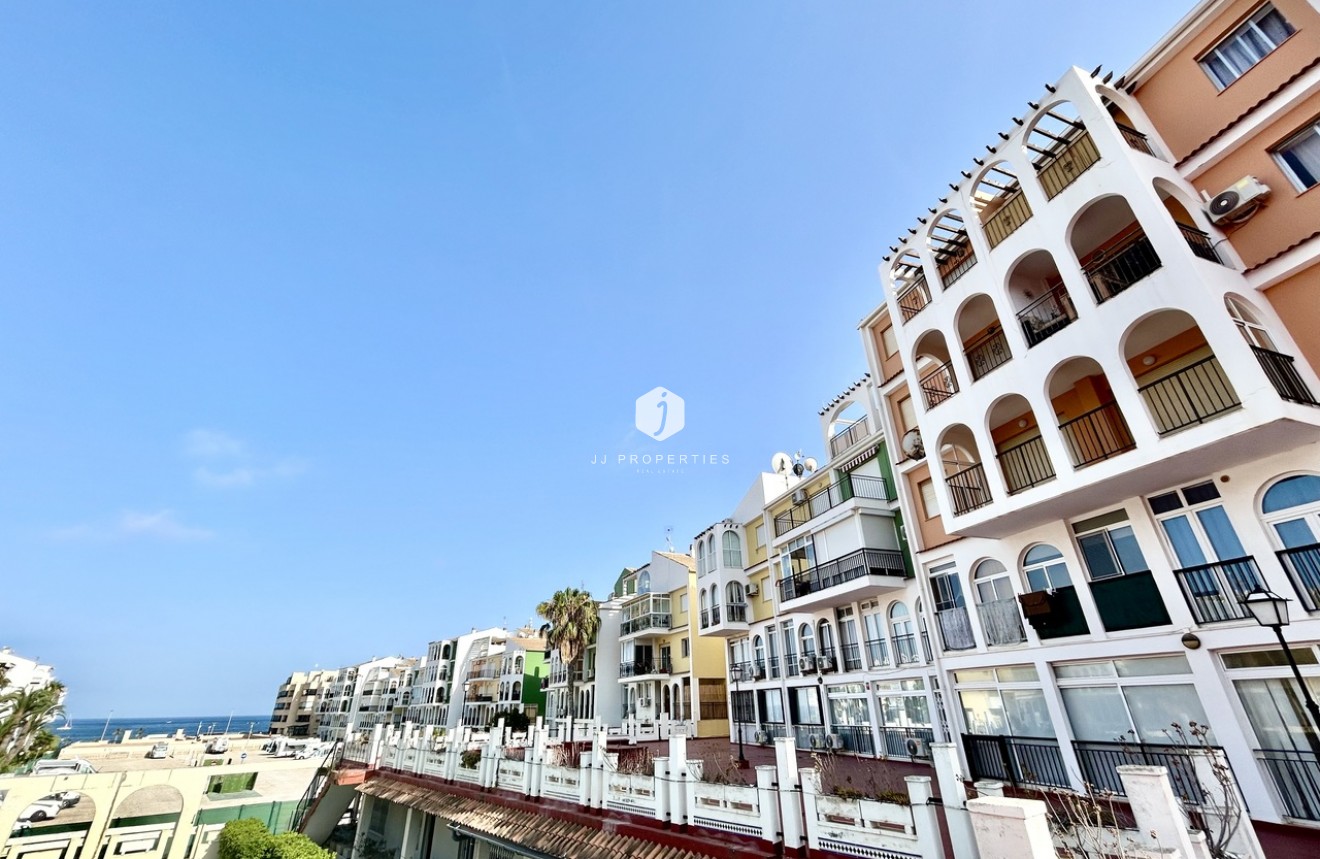 Z drugiej ręki - Mieszkanie w bloku -
Torrevieja - Costa Blanca