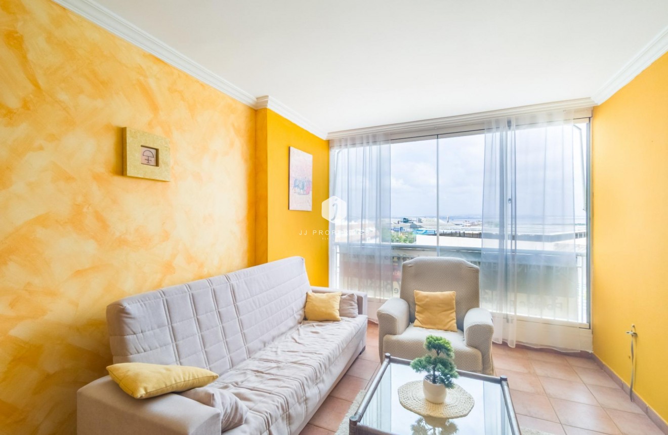 Segunda mano - Apartamento / piso -
Torrevieja - Acequion