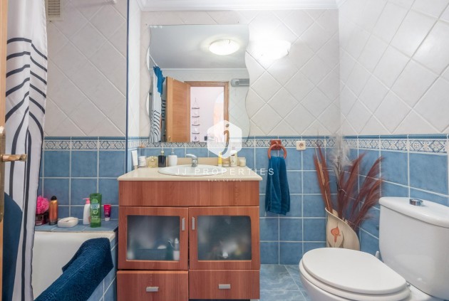 Segunda mano - Apartamento / piso -
Torrevieja - Acequion