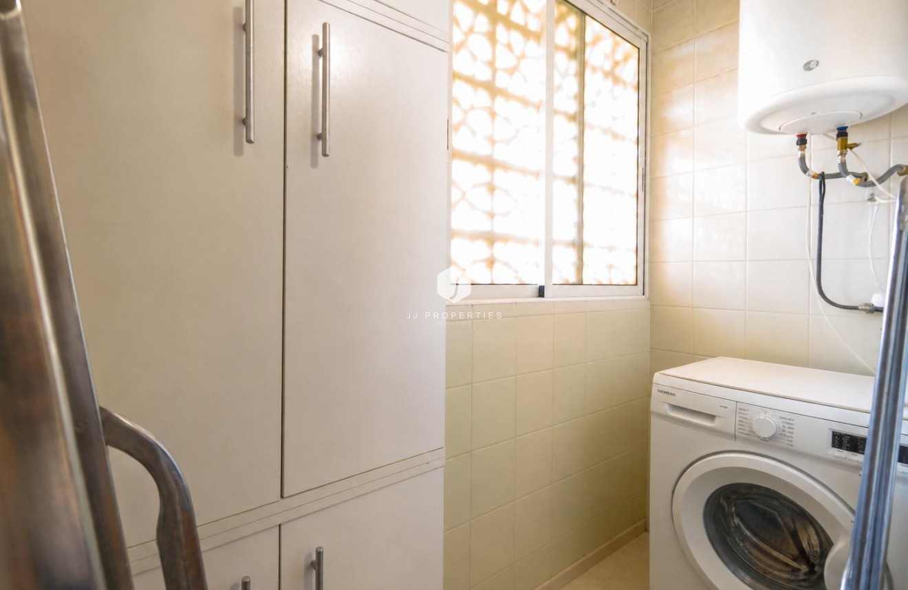 Segunda mano - Apartamento / piso -
Torrevieja - Acequion