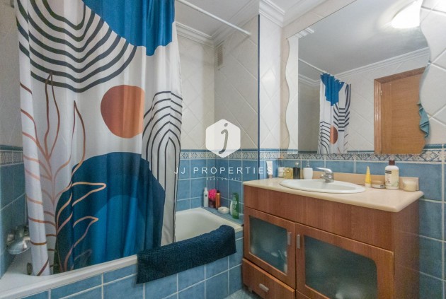 Segunda mano - Apartamento / piso -
Torrevieja - Acequion