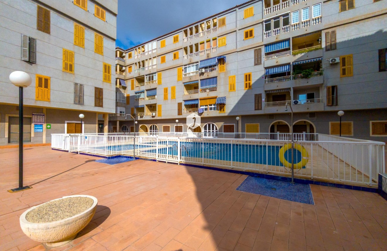 Segunda mano - Apartamento / piso -
Torrevieja - Acequion