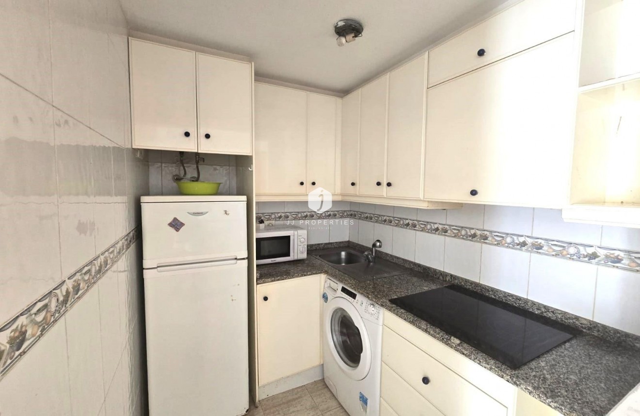 Resale - Apartment / flat -
Torrevieja - Playa de los Locos